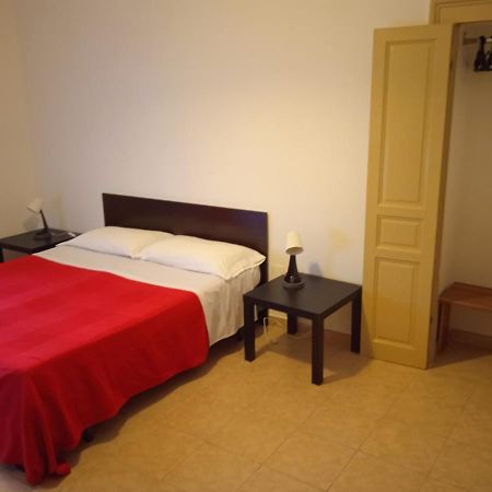 B&B Caravaggio Only 200 Metres From Ortigia Szirakúza Kültér fotó